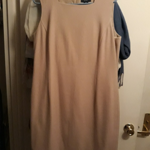 Cashmere coat and dress set - Picture 4 of 5